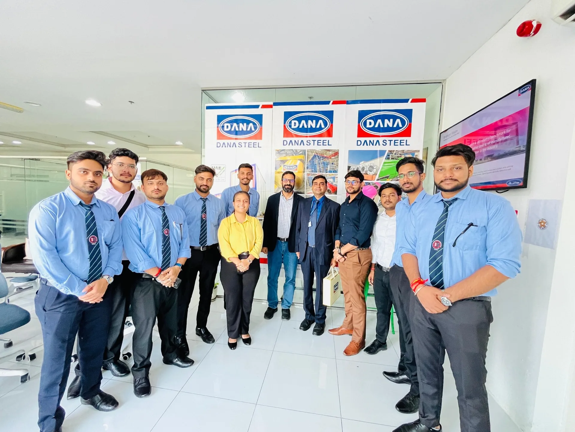 VGI students on the Dubai foreign study tour — photo 6